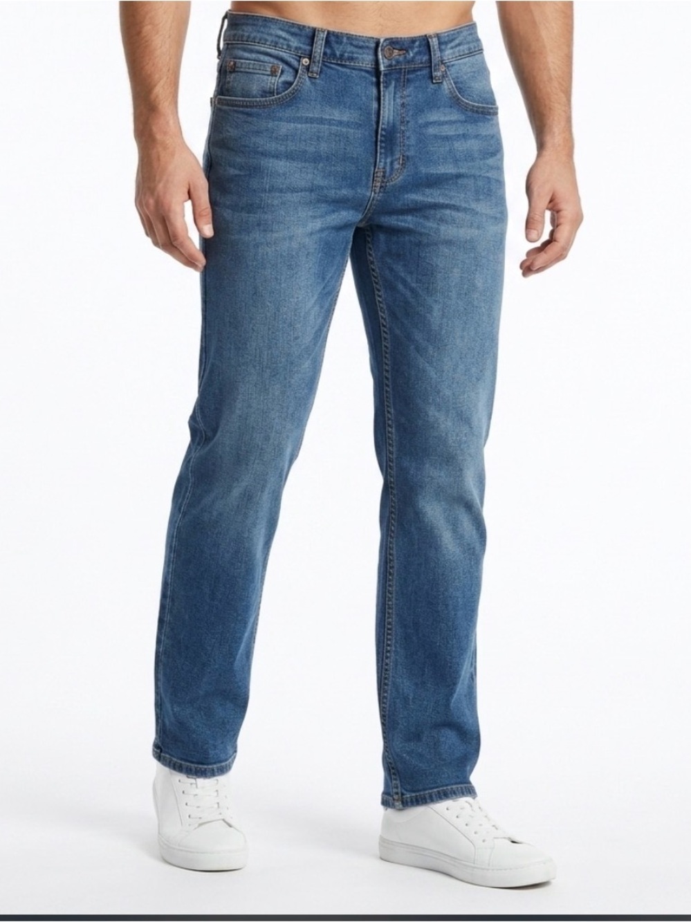 Izod Saltwater Men’s Comfort Stretch Straight Fit Jeans, Blue, 30W x 32L, NWOT
